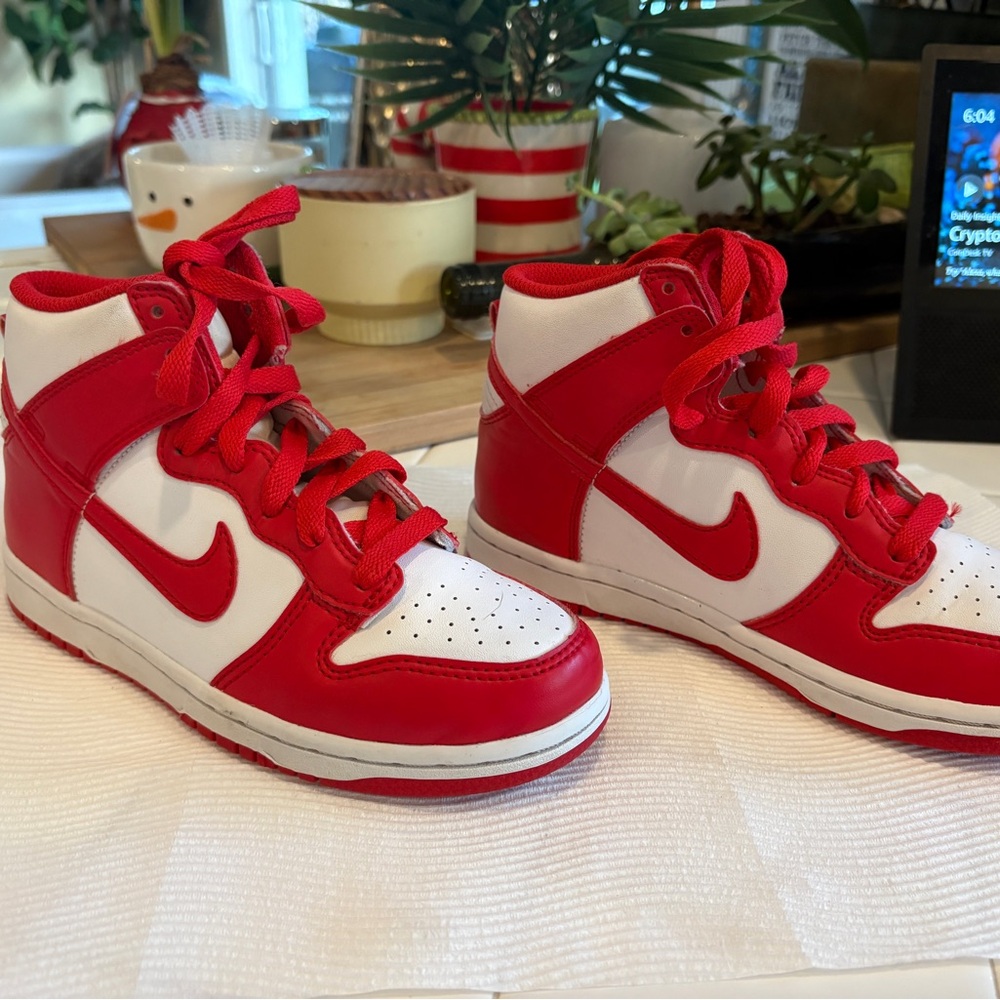 Nike Kids Red and White Sneakers size 1